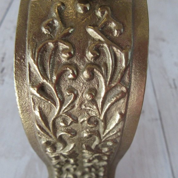 Scrolled brass ornamental embossed candle holder - Picture 8 of 8